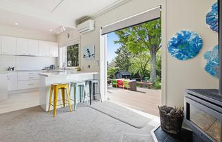 17 Sophia Street, Glenholme