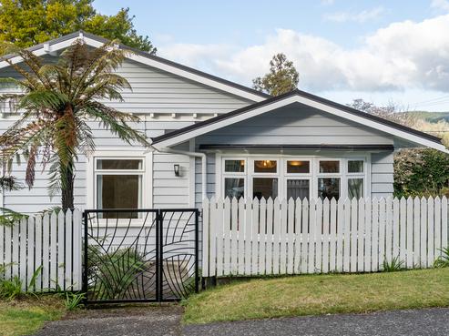 17 Sophia Street, Glenholme