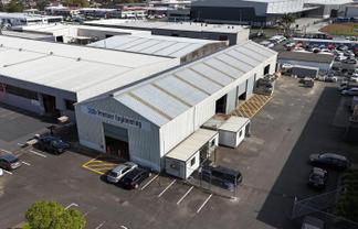 CBRE | Industrial Facility with Gantry Crane