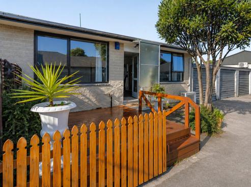 2/628 Cashel Street, Linwood