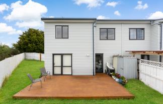 1/36 West Coast Road, Glen Eden