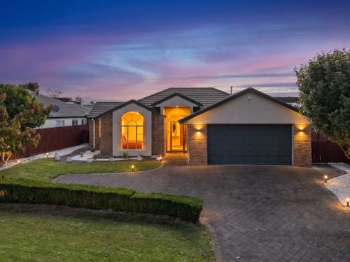 16 Callum Brae Drive, Rototuna