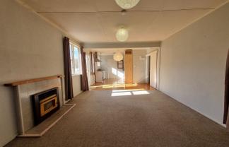9 Mavis Place, Beach Haven