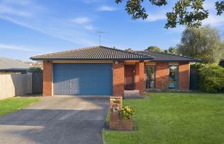 18 Sambrooke Crescent, Flat Bush