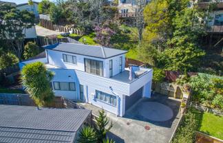 2/24 Bonito Place, Bayview