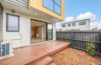 3/21 Peachgrove Road, Te Atatu Peninsula