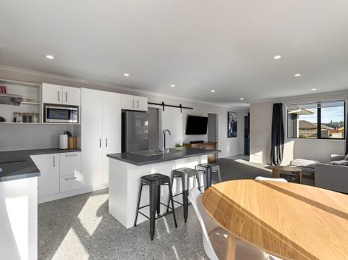 11 Rayner Lane, Marton