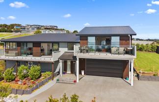 77 Stratford Drive, Cable Bay