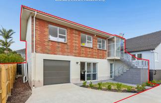 2/4029 Great North Road, Glen Eden