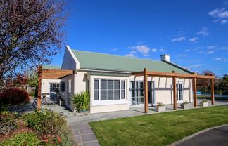 1 Farm Road, Allenton