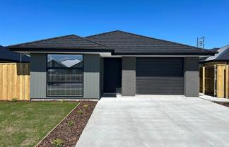 4 Henshaw Street, Woodend