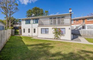 3 Arosa Place, Forrest Hill
