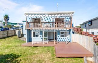 686a Whangaparaoa Road, Stanmore Bay
