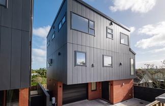 16C Egremont Street, Belmont