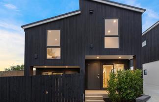72B Weatherly Road, Torbay