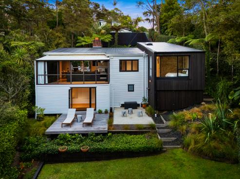 73 Takahe Road, Titirangi