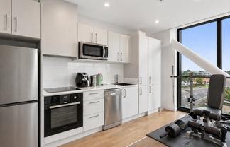 501/770A Great South Road, Wiri