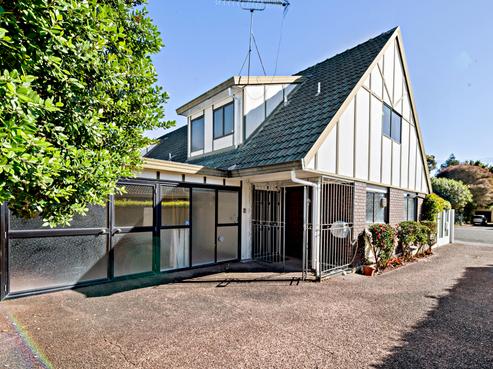 34 Ranfurly Road, Epsom