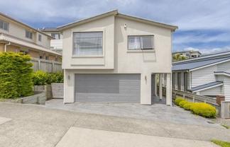 90A Amesbury Drive, Churton Park