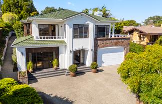 30 Sylvania Crescent, Lynfield