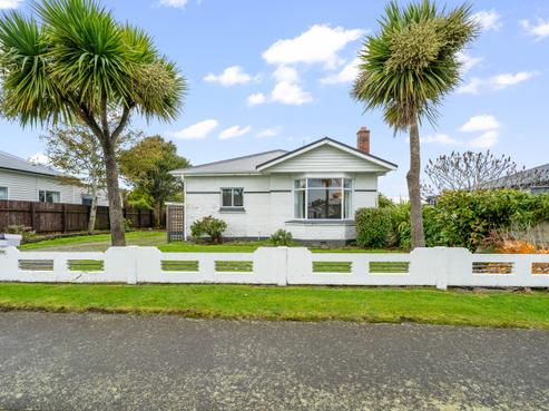 256 Pomona Street, Strathern