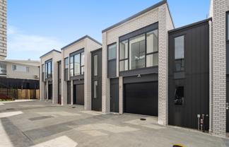 2, 4 & 7/36 Thatcher Street, Mission Bay