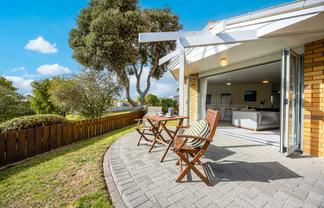 8/23 Lakeside Drive, Orewa