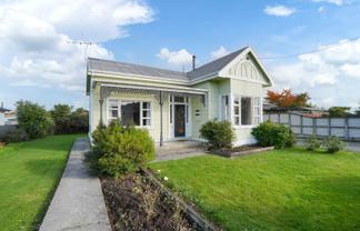 11 Essex Street, Winton