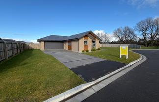 3 Molly Place, Southbridge