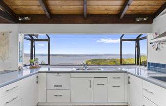 80 Wakeman Road, Acacia Bay