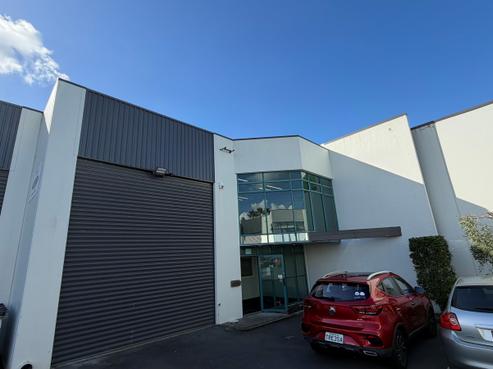 9C Airborne Road, Rosedale