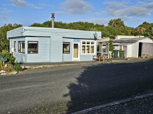 7 Kowhai Street, Kaka Point