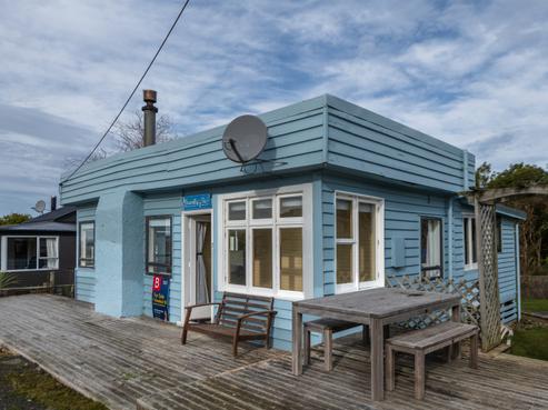 7 Kowhai Street, Kaka Point