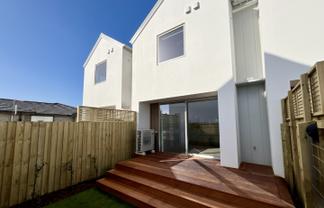 2/45 Grafton Street, Waltham