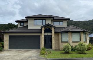 3 Sun Valley Way, Wainuiomata