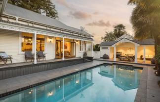 23 Ruakiwi Road, Hamilton Lake