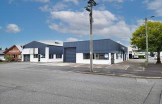 Corner Site | High-Profile Industrial Opportunity