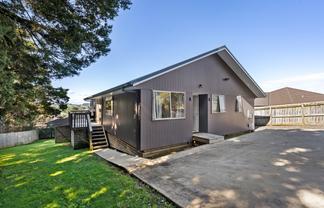 38 Pebble Beach Boulevard, Kamo