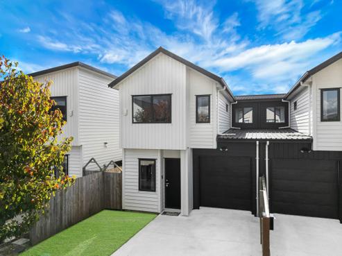 13 John Burn Road, Takanini