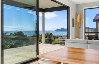 10 Solar Way, Langs Beach