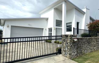 2 Moonlight Drive, Rototuna