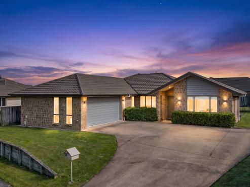 13 Hancock Drive, Flagstaff