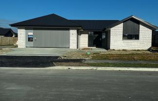 82 Nelson Street, Elgin