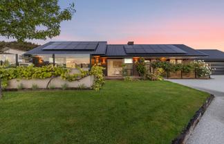 14 Islington Place, Wanaka