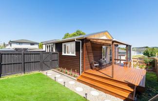 1/164 Rathgar Road, Henderson