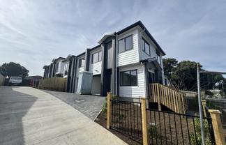 1/21 Gainsborough Street, Manurewa