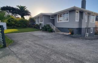 211 Sturges Road, Henderson