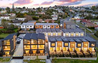 1/42 Captain Scott Road, Glen Eden