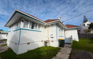 2/91 Lynwood Road, New Lynn