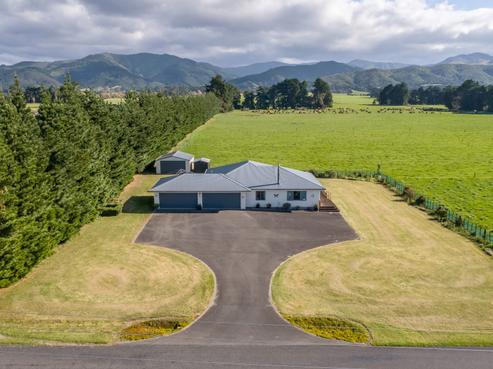 62 Thomas Road, Carterton
